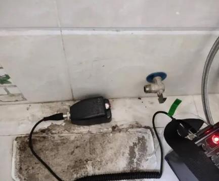怒江屋顶漏水维修公司分享下卫生间漏水的危害及解决方法